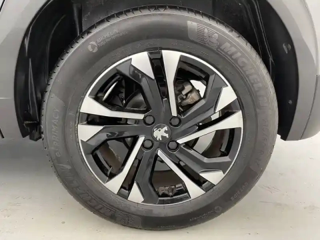Peugeot 2008 puretech 130 s&amp;s eat8 — photo 16