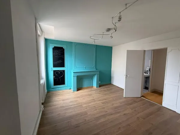 Bureau 110 m²