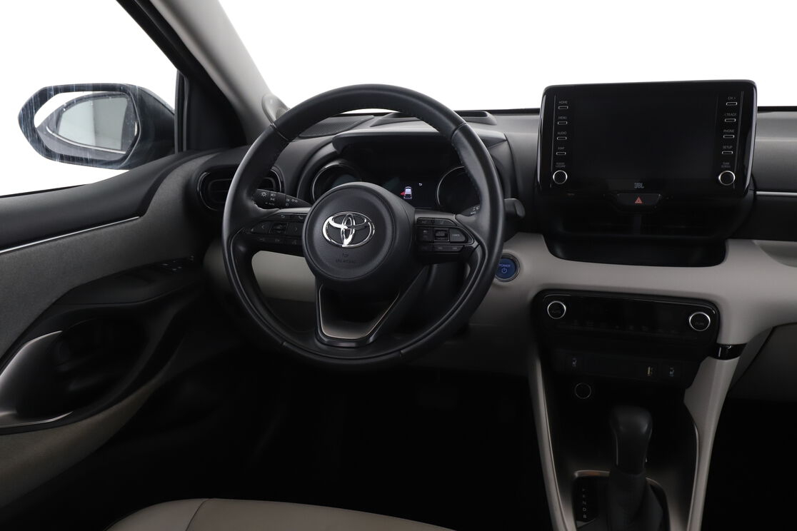 Toyota Yaris 1.5 Hybride Iconic — photo 12
