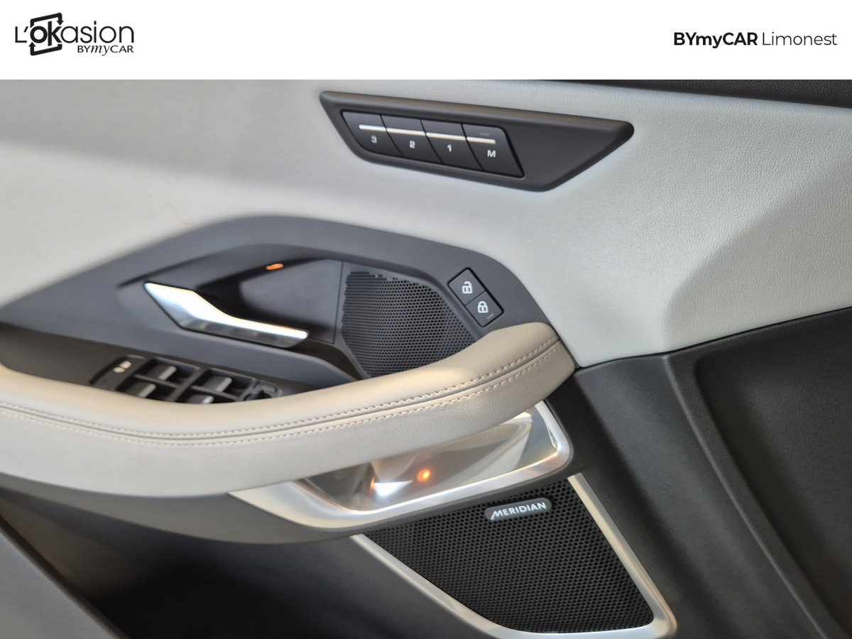 Jaguar E-Pace P300e ch PHEV AWD BVA — photo 18