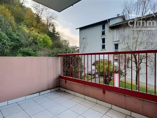 À louer : Appartement lumineux et fonctionnel à Domène (38420)