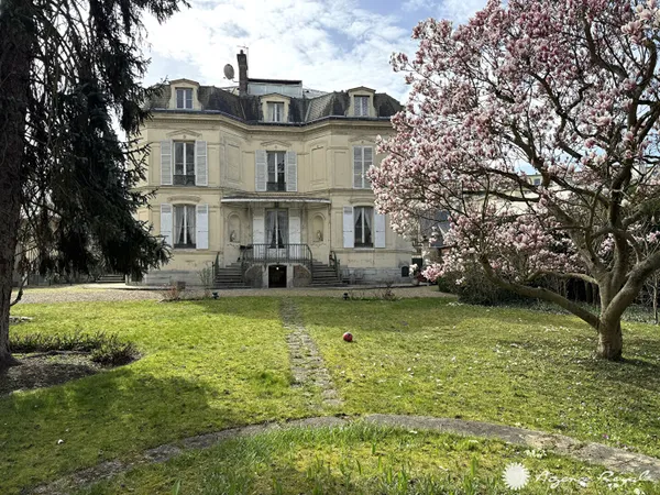 Appartement 5 pièces 153 m²