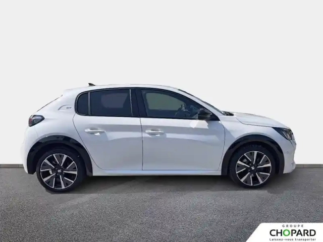 Peugeot 208 puretech 100 s&amp;s eat8 — photo 4