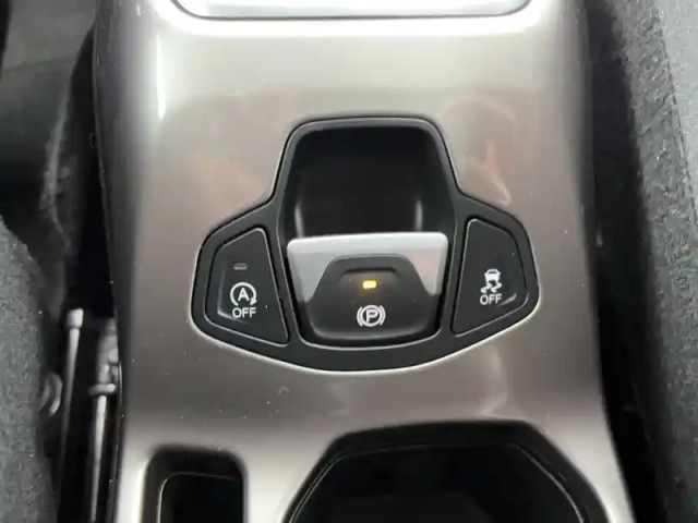 Jeep Renegade 1.0 turbo t3 120 ch bvm6 — photo 50