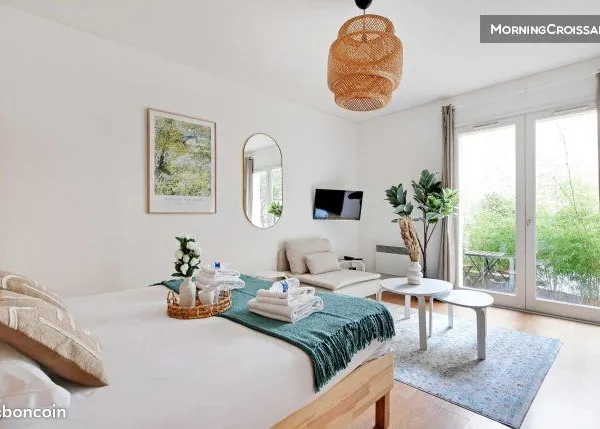 Studio 1 pièce 24 m²