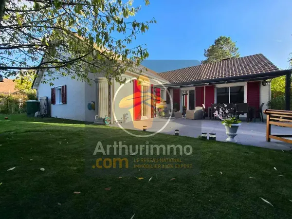 Maison 8 pièces 200 m²