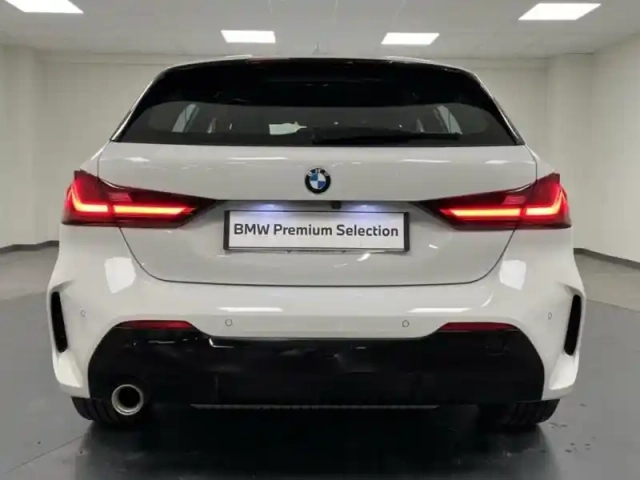Bmw Serie 1 série 1 118ia 136ch m sport dkg7 — photo 6