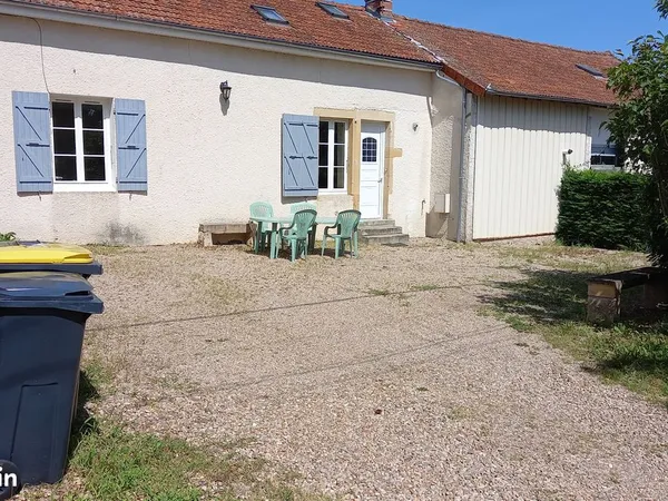 Maison individuelle 4 pièces + cour et dépendance