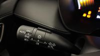 Mg Zs 1.5 Hybrid+ 197ch Luxury — photo 23