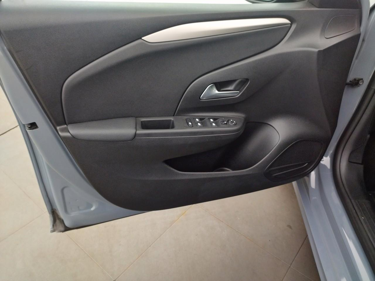 Opel Corsa 1.2 turbo 100 ch bvm6 — photo 23