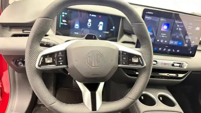 Mg Mg4 ev 64kwh - 140 kw — photo 24