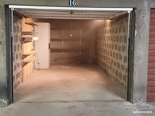 Stationnement Vente Grenoble   20000€