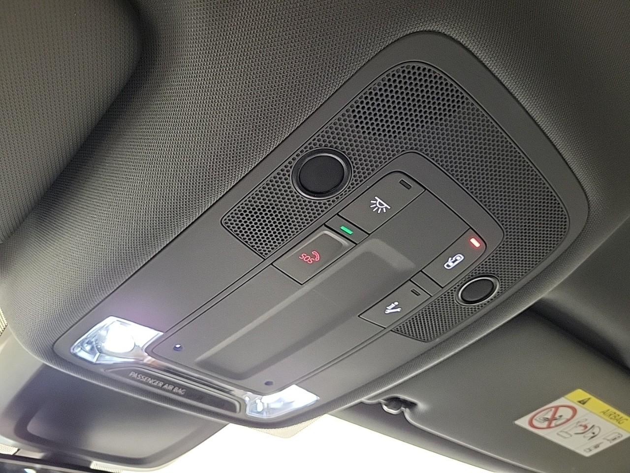 Audi A3 a3 sportback 40 tfsie 204 s tronic 6 design luxe — photo 24