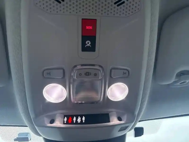 Citroën C4 bluehdi 130 s&amp;s eat8 — photo 61