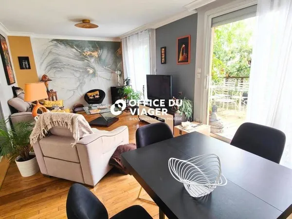 Maison 8 pièces 180 m²