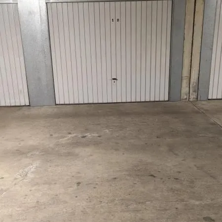 Garage/box 15 m² Acigne