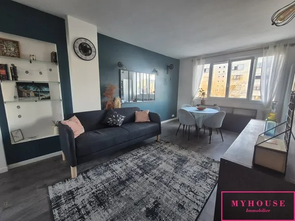 CENTRE-VILLE APPARTEMENT 3 PIECES 48m2 AVEC CAVE ET PARKING