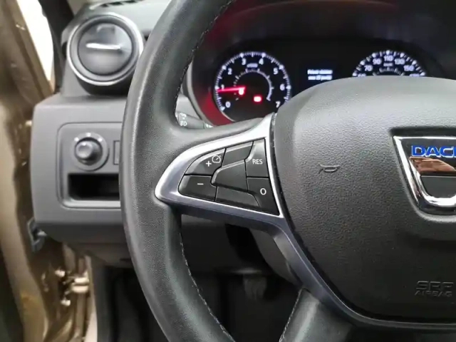 Dacia Duster blue dci 115 4x2 — photo 118