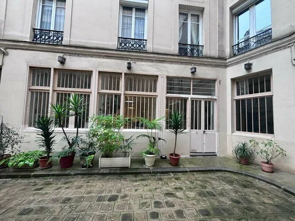 Bureaux 123 m²