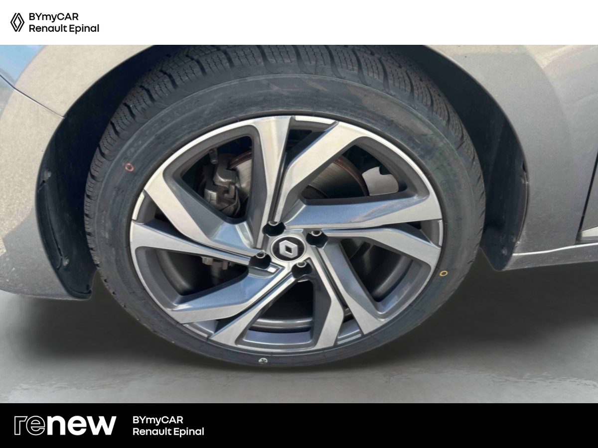 Renault Clio TCe 140 — photo 14