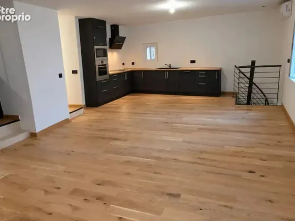 Brignoles - appartement de charme entierement renoveavec terrasse et jardinet