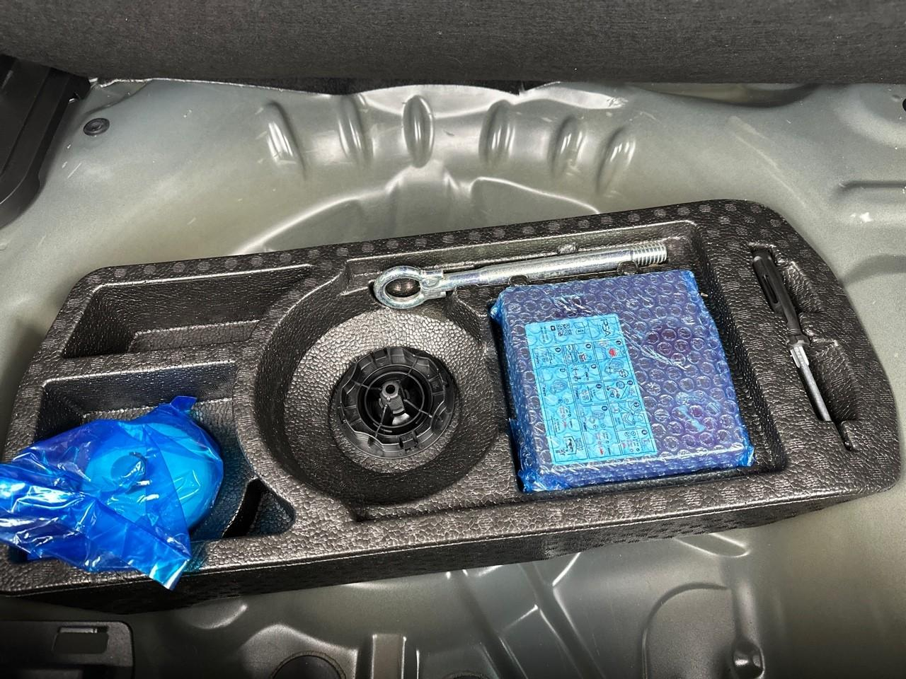 Citroën C3 Aircross puretech 130 s&s eat6 shine pack — photo 31