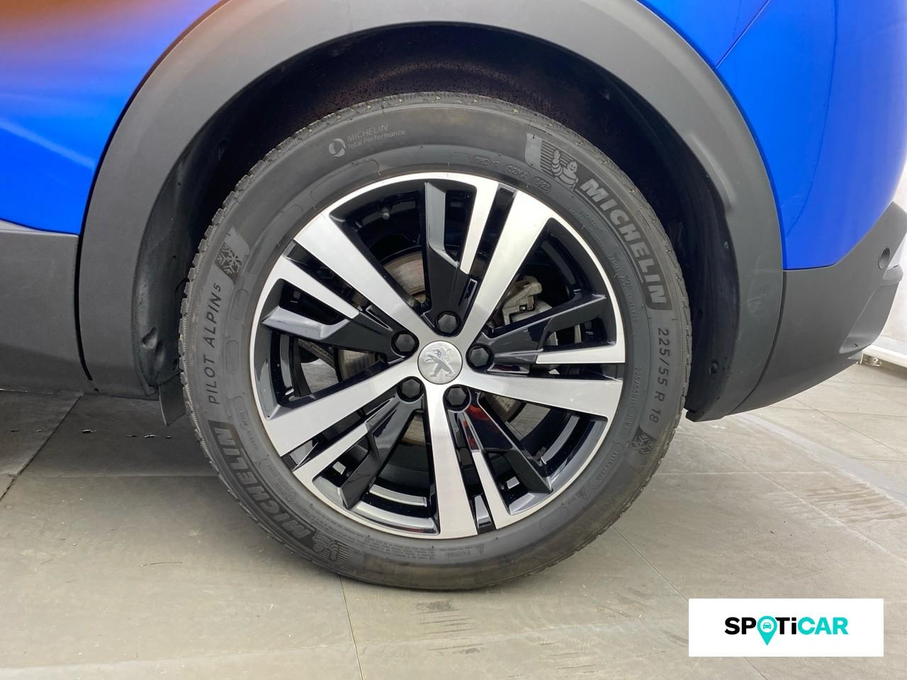 Peugeot 3008 1.6 hybrid4 300 e-eat8 gt — photo 11