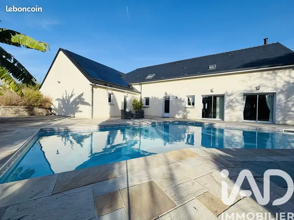 Maison 7 pièces 179 m²