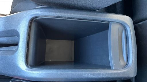 Peugeot 2008 1.6 BlueHDi 75 - Active – 2018 – 99354 km – Diesel – Boîte Manuelle — photo 13