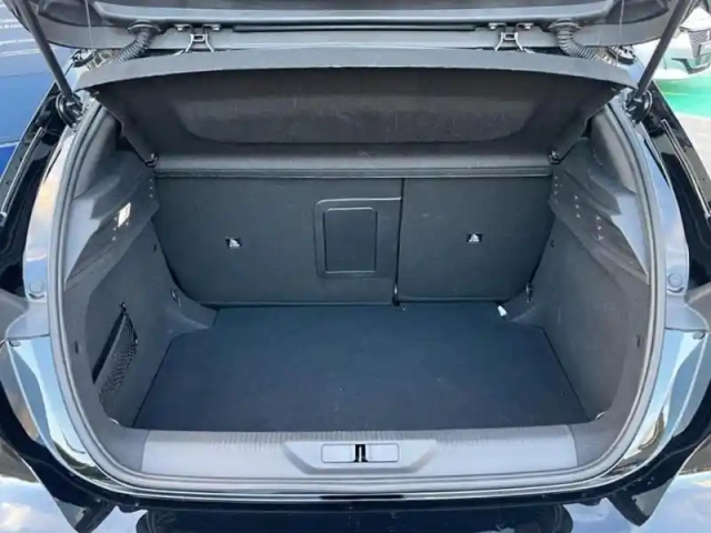 Peugeot 308 1.2 puretech 130ch s&amp;s allure eat8 — photo 8