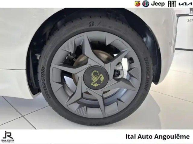 Abarth 500 e 155ch pack — photo 3