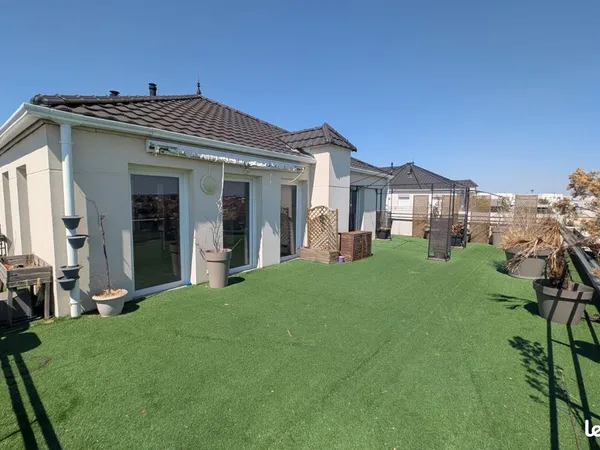 Appt 4 pièces 83m2 + Rooftop 86m2