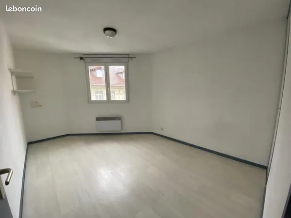 Studio 1 pièce 17 m²