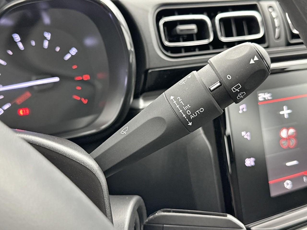 Citroën C3 puretech 83 s&s bvm5 shine — photo 18