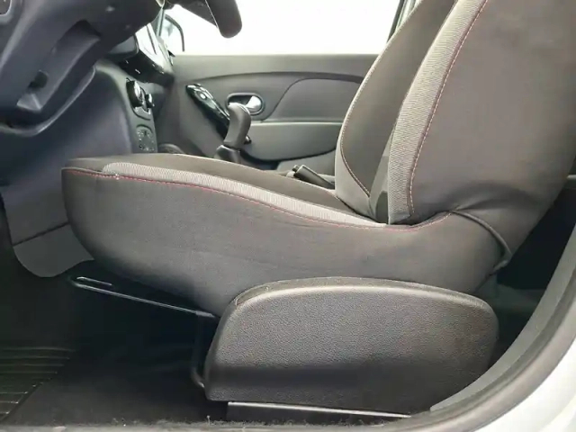 Dacia Sandero eco-g 90 — photo 29