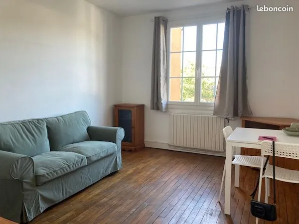 Loue appartement meublé