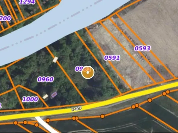 Terrain 2500 m²