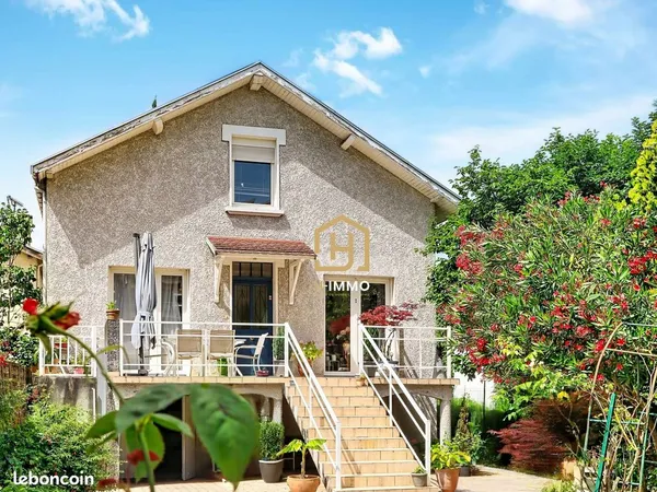 Maison 5 pièces 130 m²