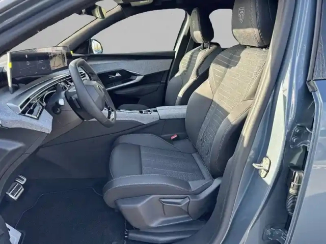 Peugeot 3008 hybrid 145 e-dcs6 — photo 51