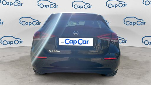 Mercedes Classe A 250 218 8G-DCT - Style Line – 2022 – 65991 km – Hybride essence – Boîte Automatique — photo 4