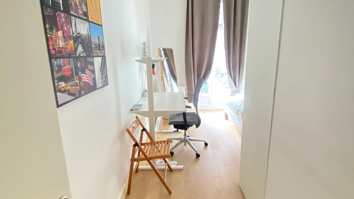 Photo 6