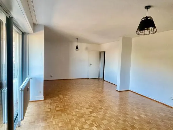 Location appartement 105 m2 à Hoenheim