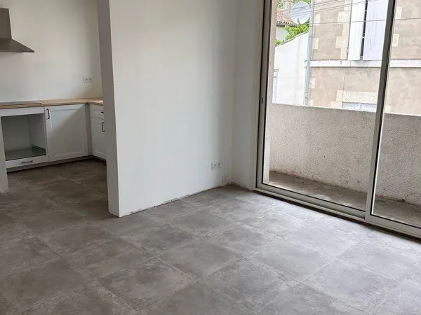 Appartement T3 avec garage et balcon refait à neuf secteur impôts