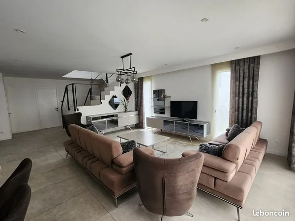 Maison 7 pièces de 2020 - SANS VIS-A-VIS ___ SANS AGENCE ___