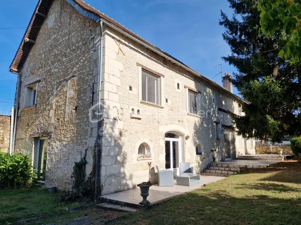 Maison 8 pièces 289 m²