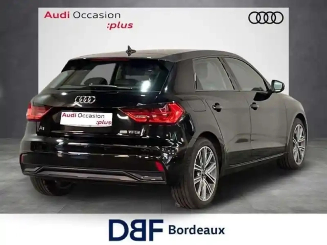 Audi A1 25 tfsi 95 ch s tronic 7 design luxe — photo 5