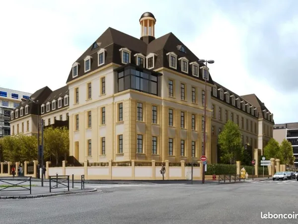 BUREAUX 73 m² METZ
