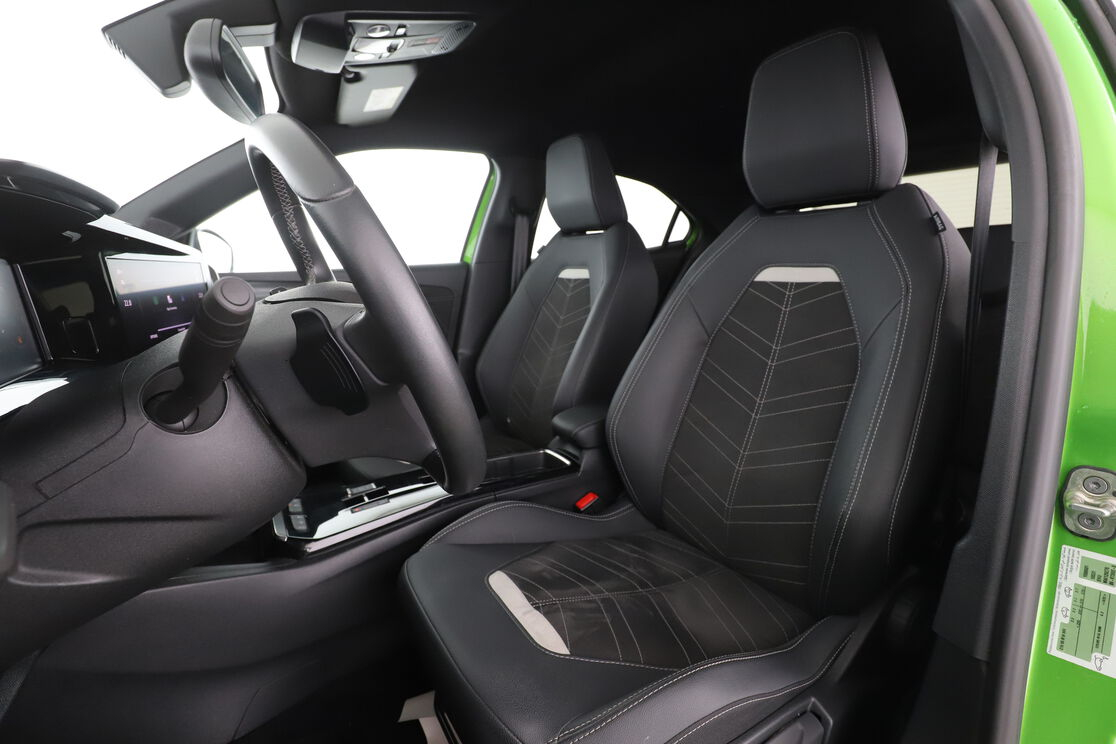 Opel Mokka 1.2 Turbo Ultimate Auto — photo 9