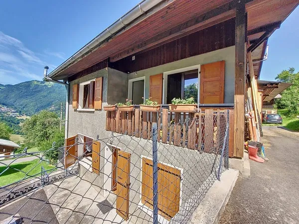 Appartement à trois lits avec mazot