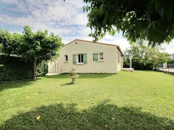 Maison F3 avec Piscine CRUAS